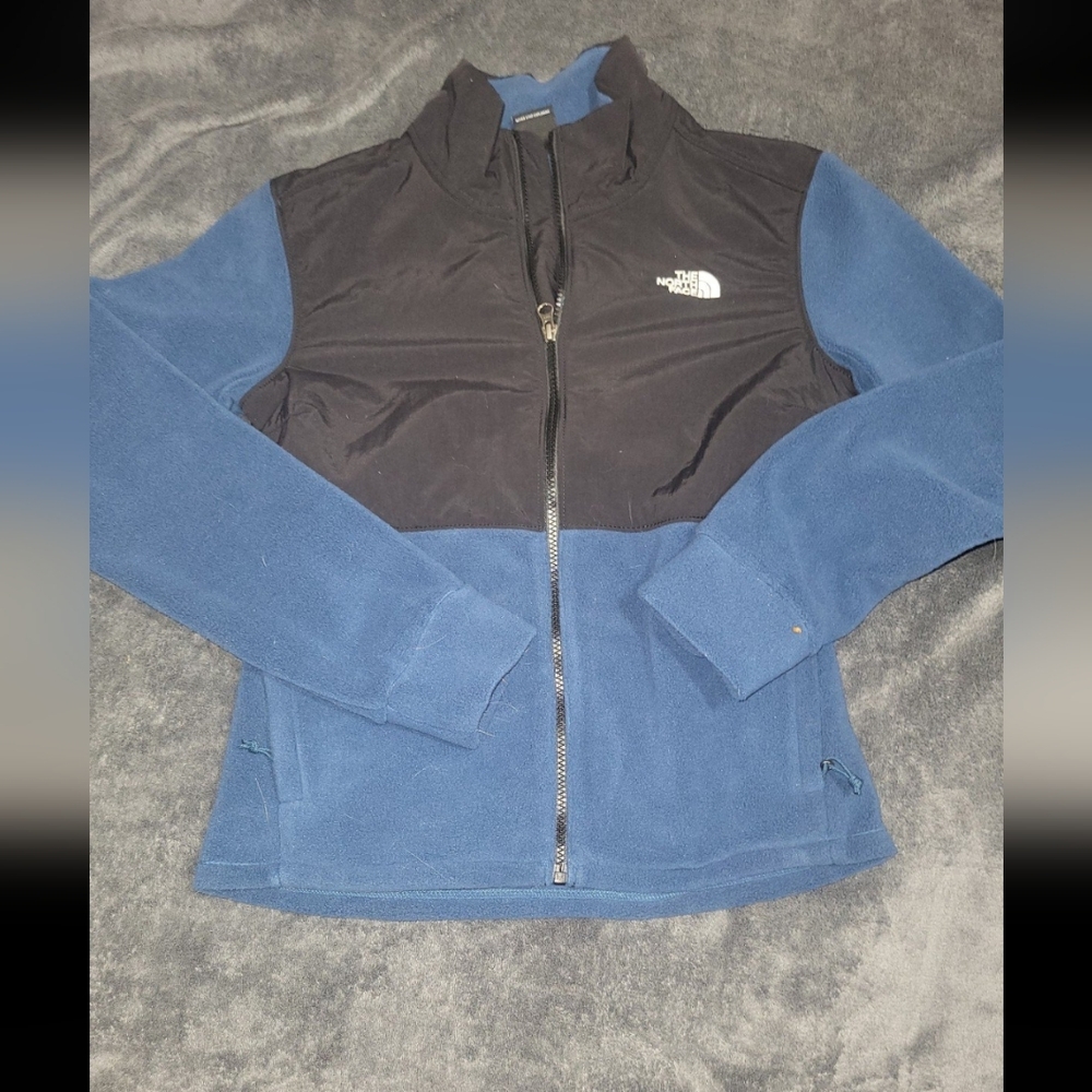 Womans NORTH FACE JACKET